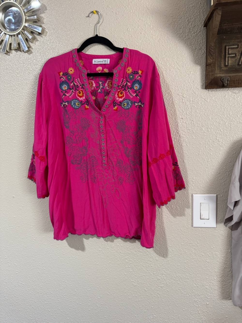 St. Lareina embroidered Hot Pink Tunic Top very good use condition.